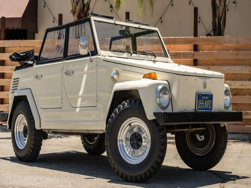 Volkswagen mui trần VW Thing “cổ” có giá dao động gần 1,5 tỷ VND